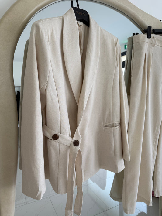 ENSEMBLE BLAZER LIN