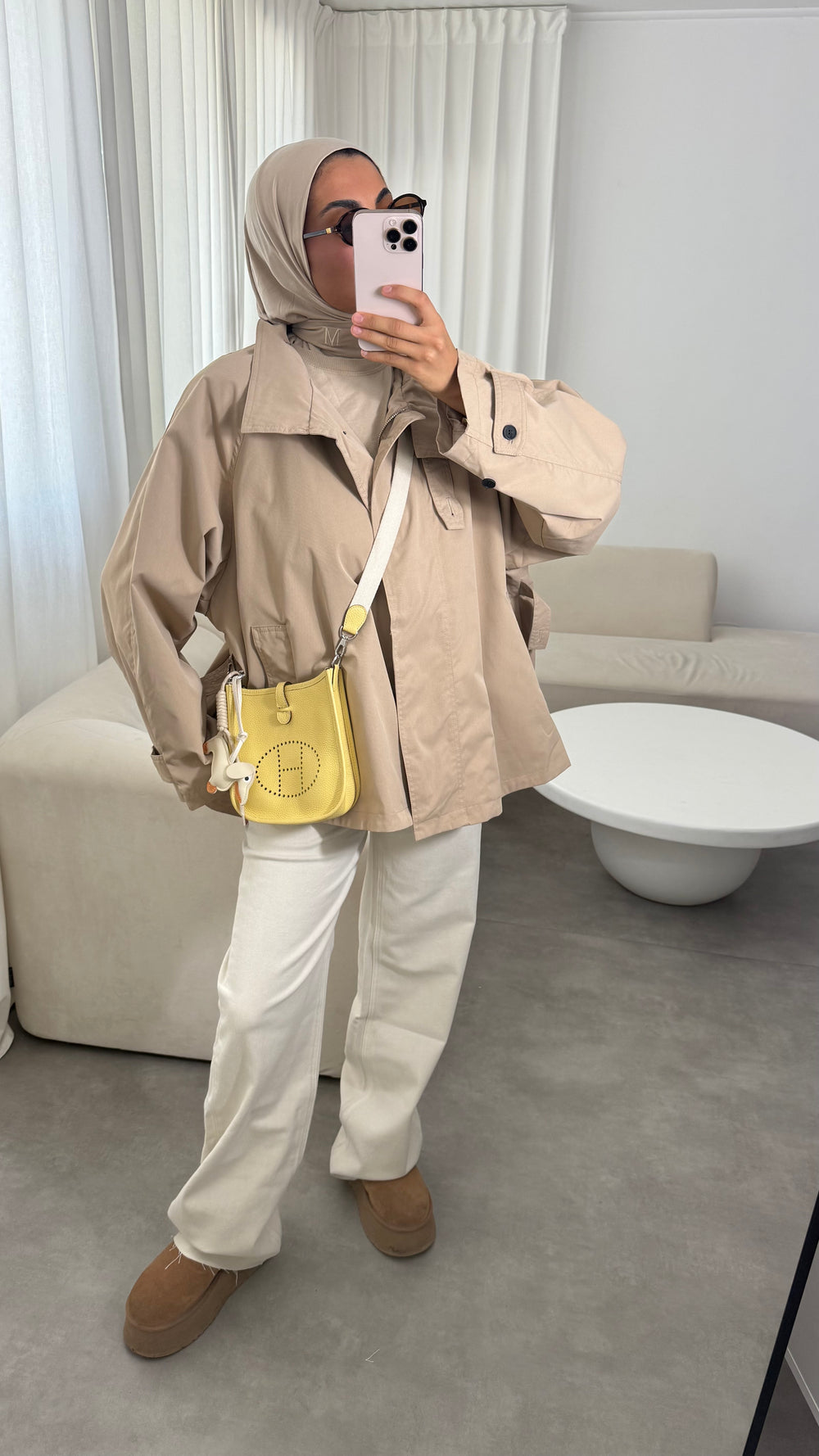 JEAN BEIGE