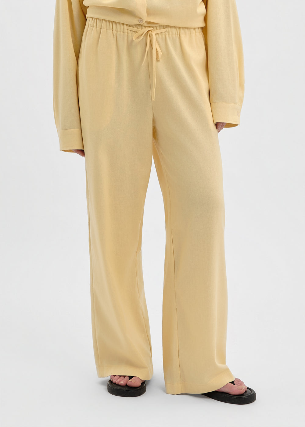 PANTALON LINEN JAUNE