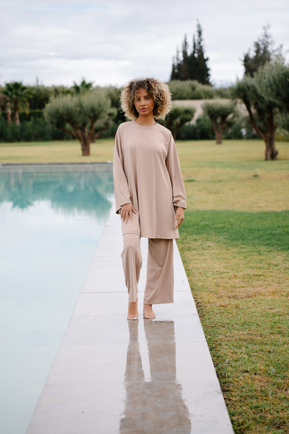 BURKINI OVER [BEIGE]